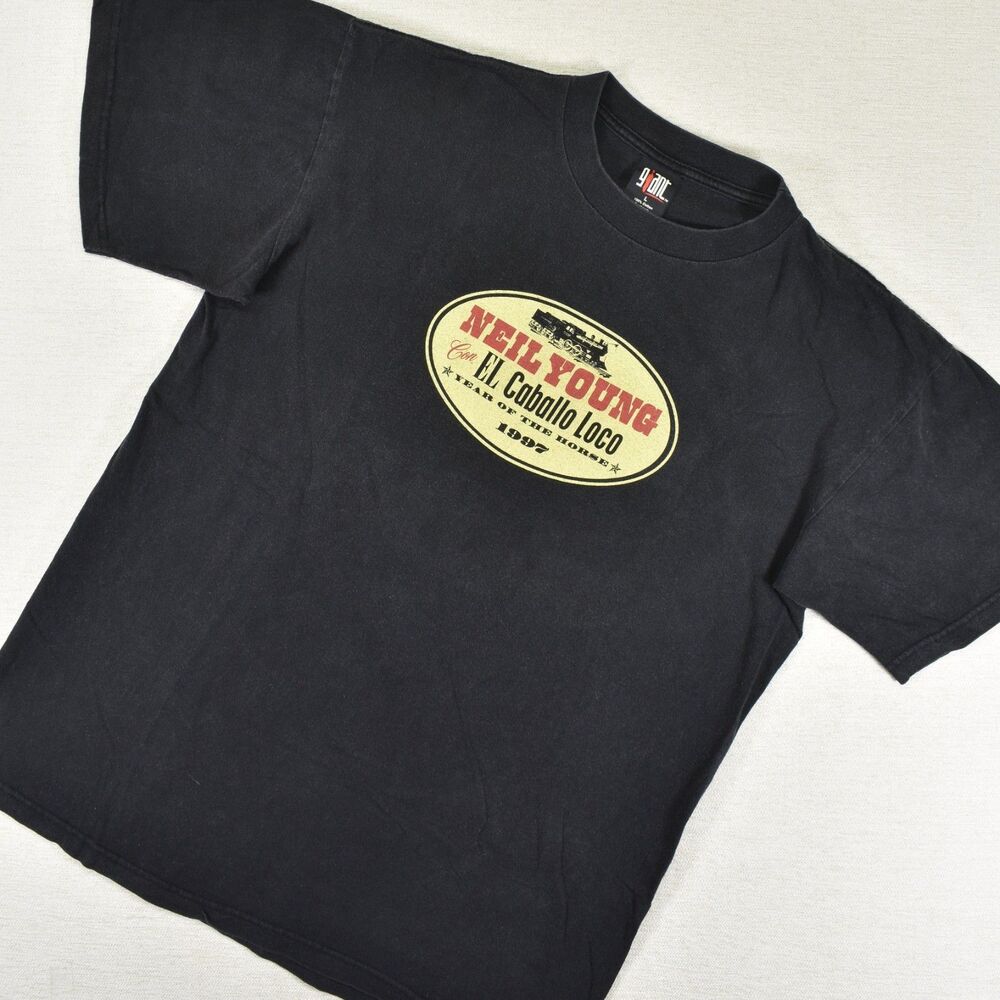 Vintage Giant Tag Neil Young Caballo Loco 1997 Tour Shirt Large